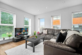 Luxury Two Bedroom Apartment - Secure Parking - Birmingham City Centre - 195M